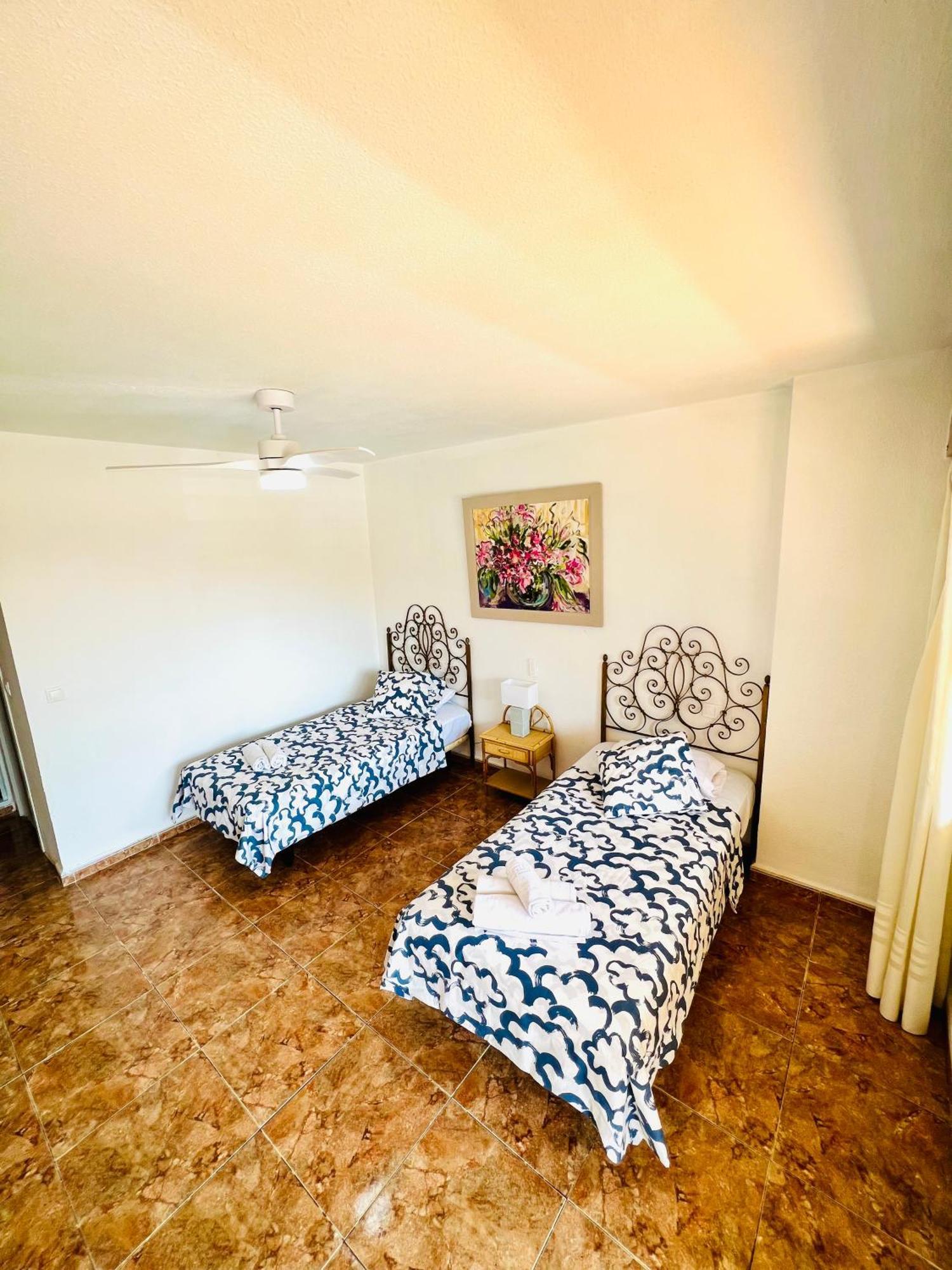 Torremolinos Carihuela Nucleo Cristal Apartman Kültér fotó